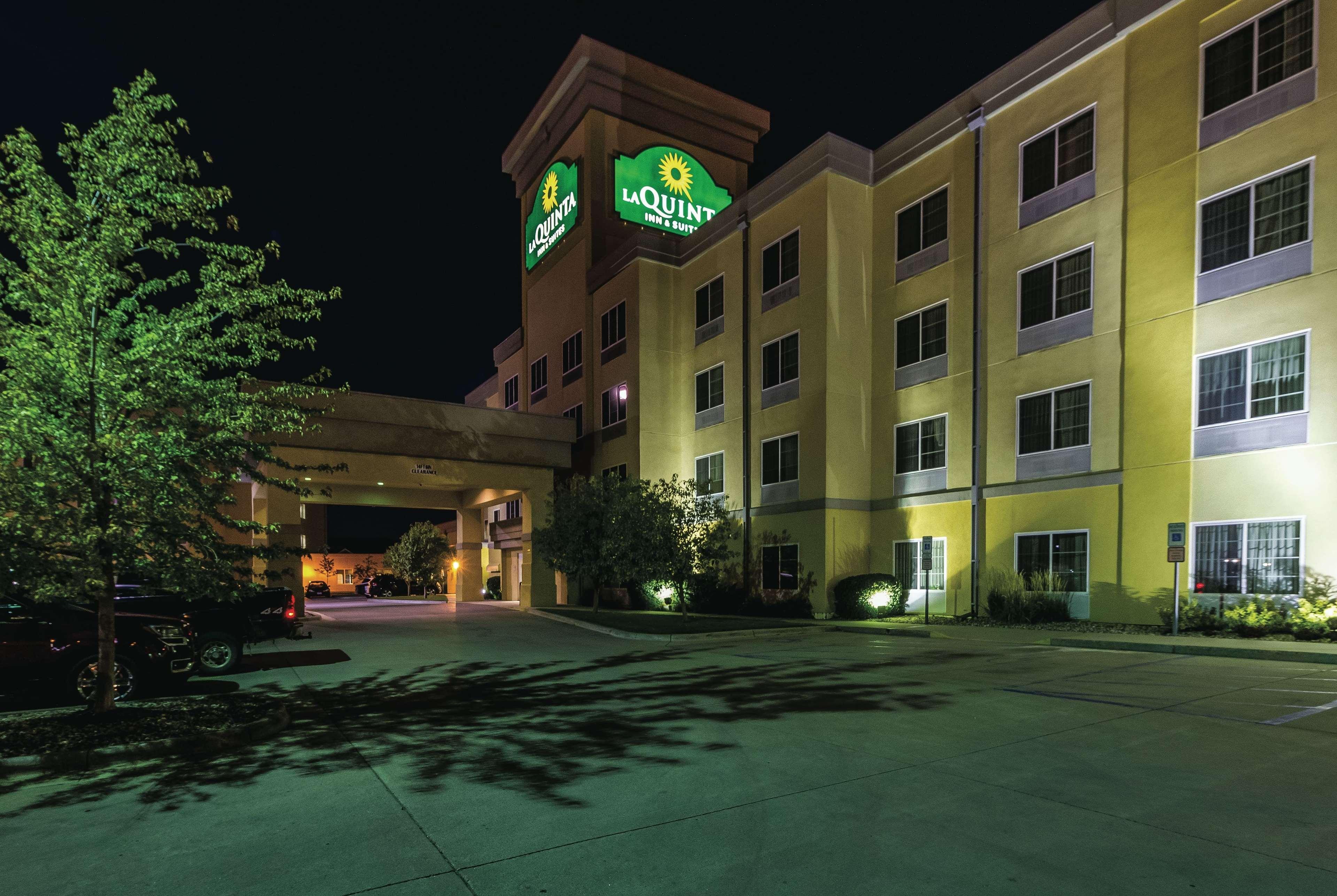 Hotel La Quinta By Wyndham Fargo-Medical Center Extérieur photo